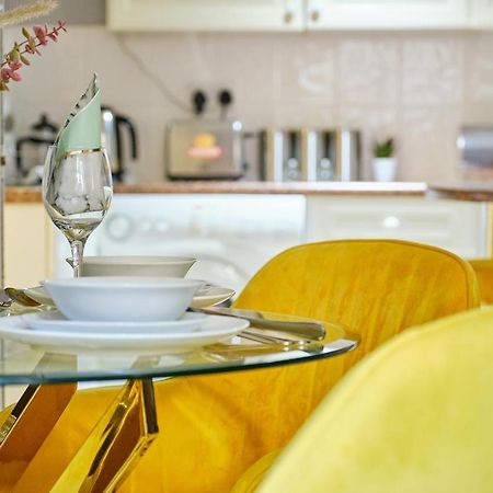 Stylish 2 Bedroom In Clifton - Garden Bristol Luaran gambar